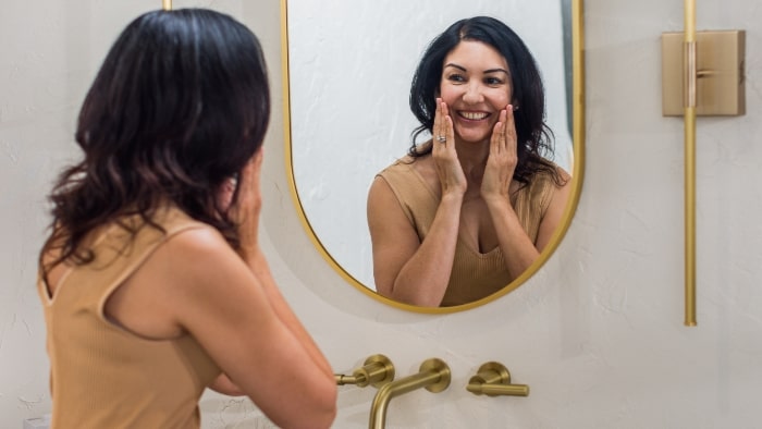 Searchable, description alt text for the image